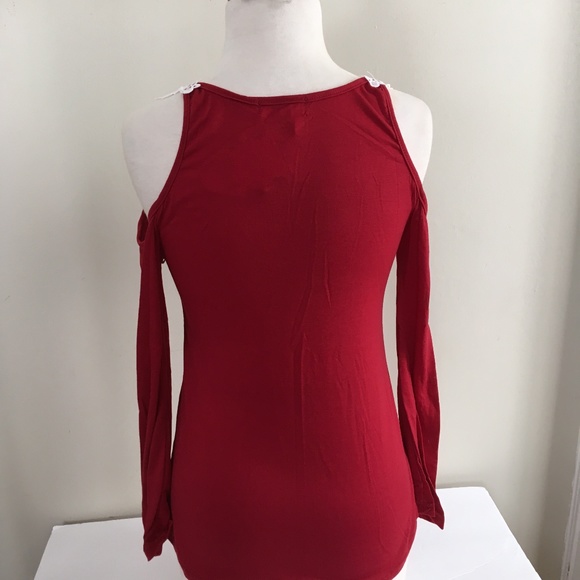 Gorgeous Burgundy Cold Shoulder Lace Trim Top - Picture 4 of 4